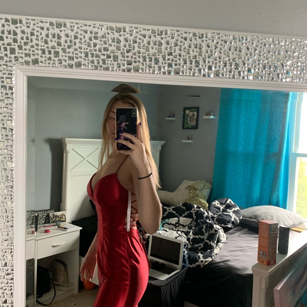 Red prom dress